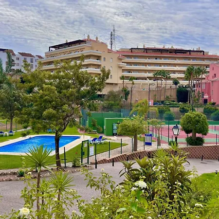 Precioso Apartamento En Riviera Con Vistas Al Mar Y Al Golf * Malaga